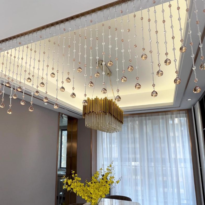 简约不简单！水晶帘极简美学指南，让家居隔断自带高级感