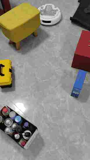 DJI ROMO P 首发评测:全能扫地机器人,也是地面飞行器(图8) 1297_1754398159(原视频).2025-08-05 21_04_37.gif