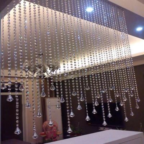 家居装饰趋势更新：水晶帘子珠定制成高端家庭与样板间热门选择(图2)