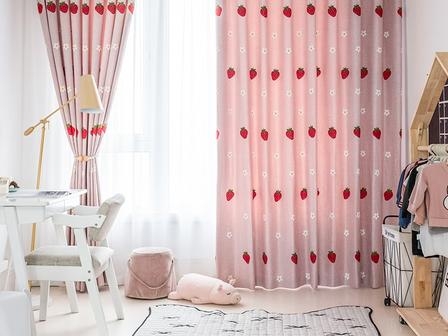 灵泉装饰：北欧风家居的通透美学，水晶帘与窗帘的温柔叙事(图2)