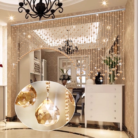 打造温馨家居环境：水晶帘子珠与窗帘的完美搭配(图1)